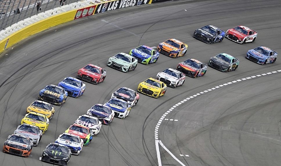Denny Hamlin,rule change,Hendrick Motorsports