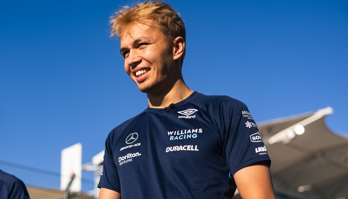 Albon addresses rumours of a possible Williams
