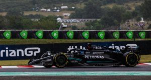 Russell dominates the opening practice of Hungarian GP as Perez crashes