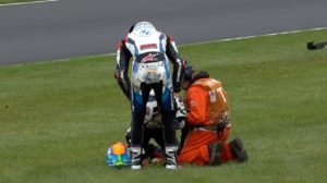 Tom Sykes suffers horrible crash in Donington Race 2