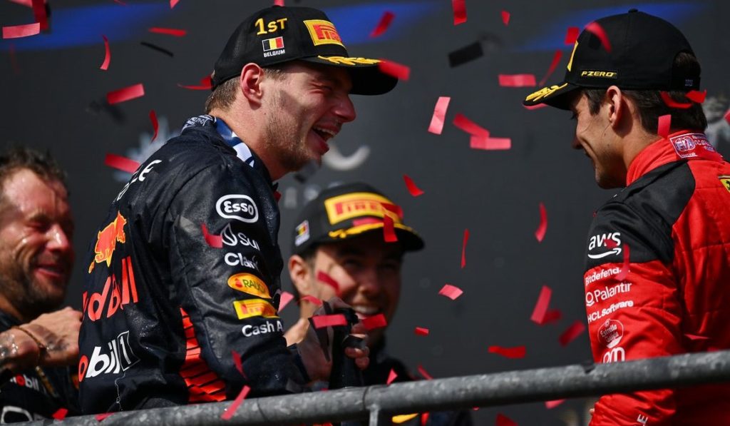 Red Bull,trophy broken