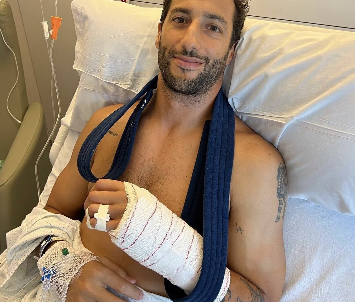 Daniel Ricciardo undergoes hand surgery after Zandvoort practice crash