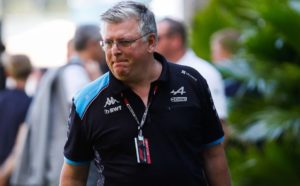 Szafnauer visits Aston Martin garage igniting comeback rumours