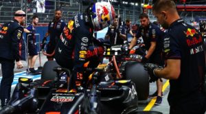 Verstappen handed a reprimand for impeding incidents during qualifying