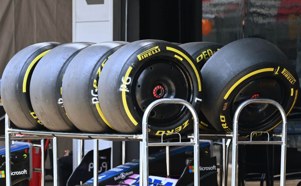 Pirelli,official tyre partner