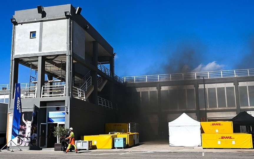 Formula E,fire breaks out