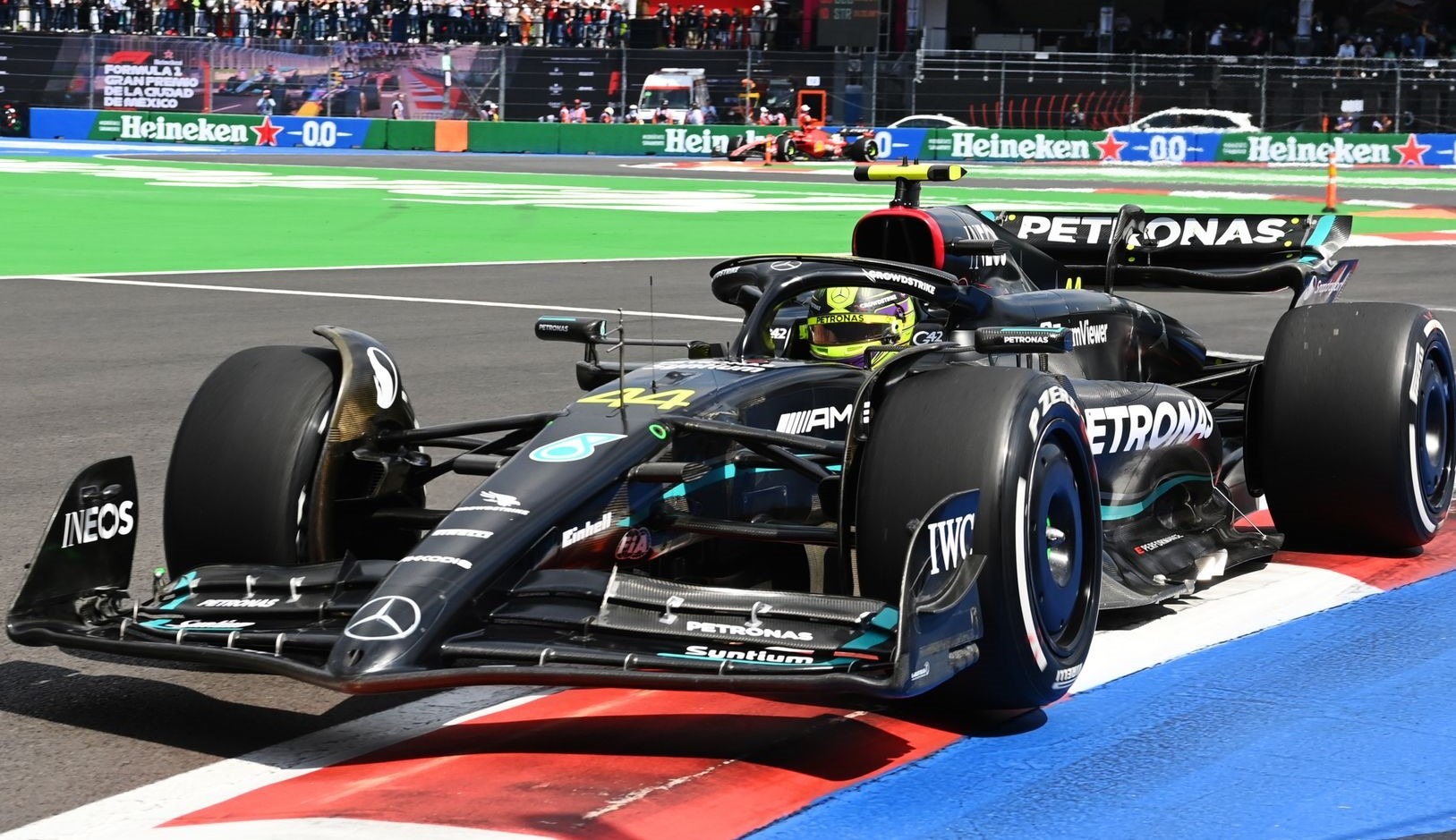 Hamilton,Mercedes,nightmare to drive