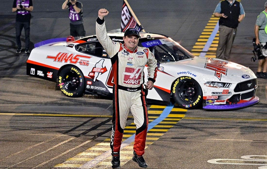 Cole Custer secures Xfinity Series title after Phoenix win