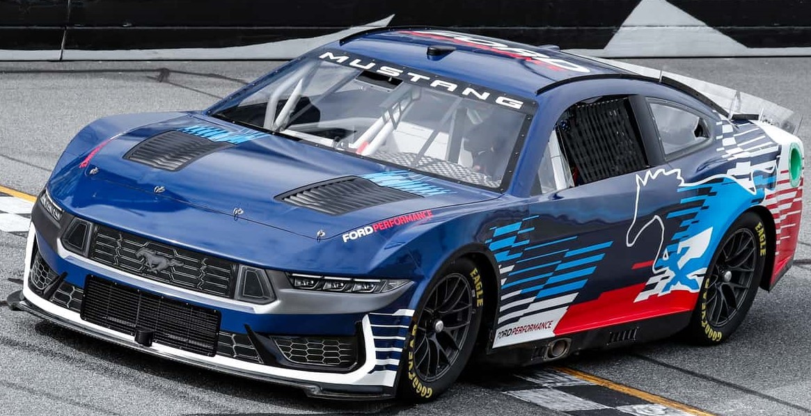 Ford unveils Dark Horse Mustang set for NASCAR debut in 2024