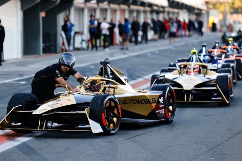 F1 23,Ferrari's 'Golden Age' livery,Ferrari livery