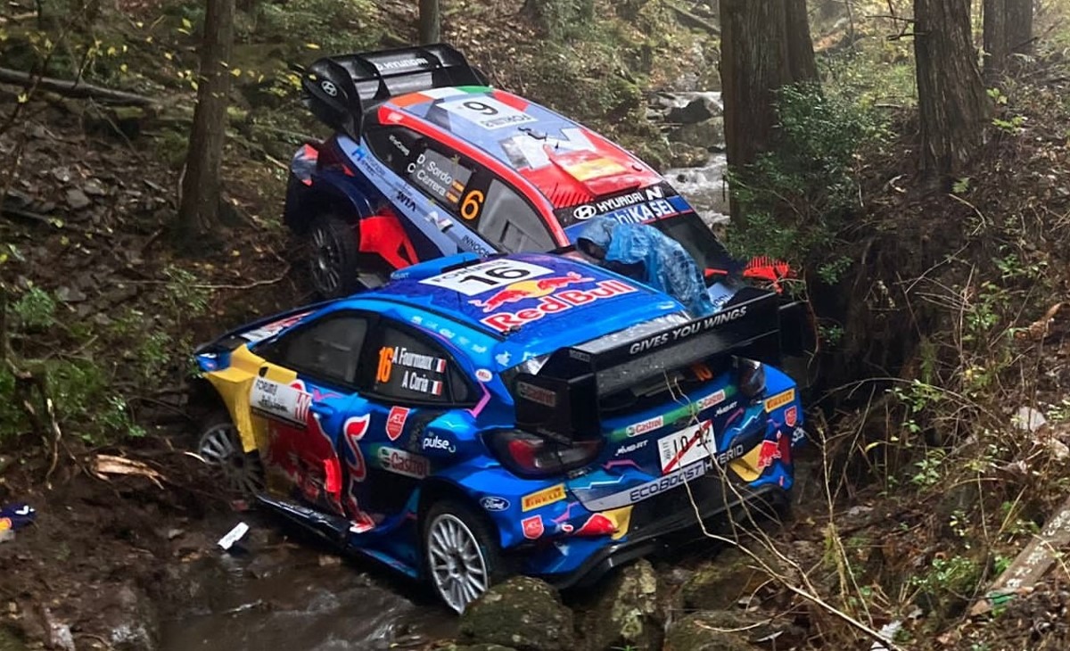 Dani Sordo and Adrien Formaux pull out of Rally Japan