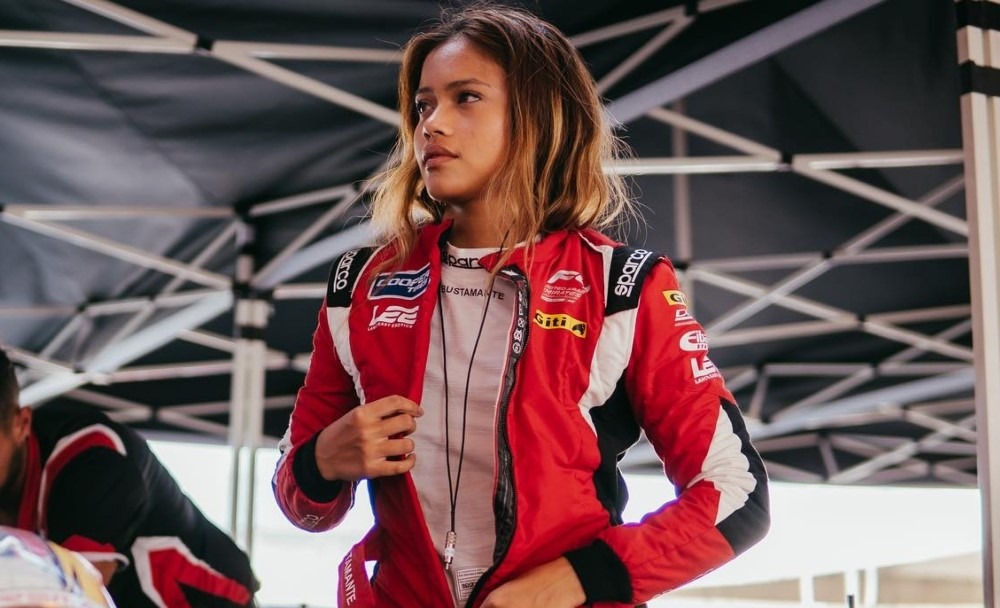 McLaren Junior Bianca Bustamante offers apology after liking Stroll ableist tweet