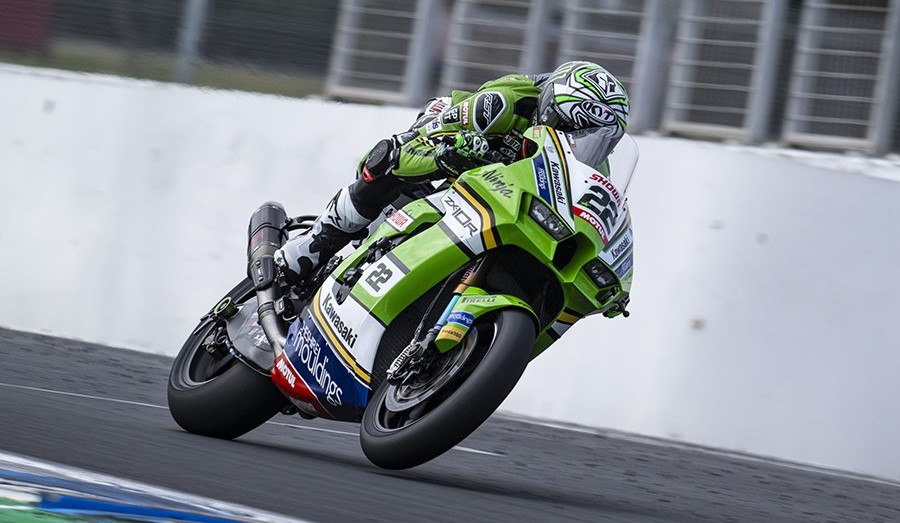 Alex Lowes tops first day of practice for 2024 WorldSBK at Phillip Island