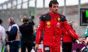 Carlos Sainz confirms Ferrari exit