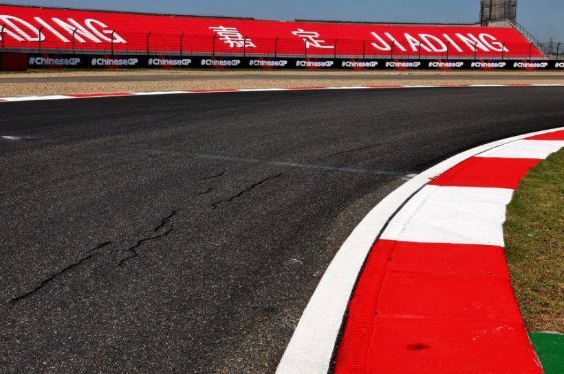 Strange Chinese Grand Prix track surface raises concerns