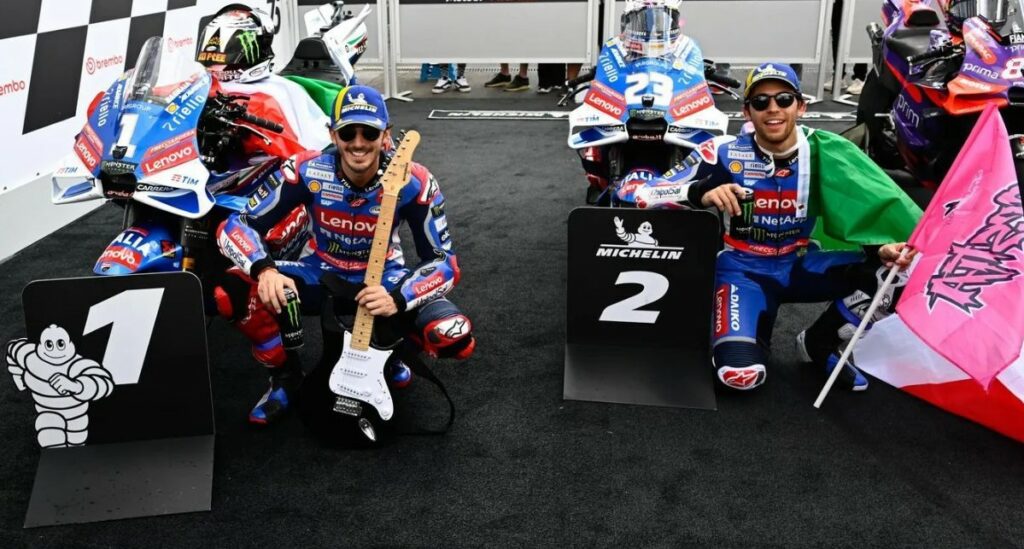 Francesco Bagnaia leads Bastianini to win Italian MotoGP