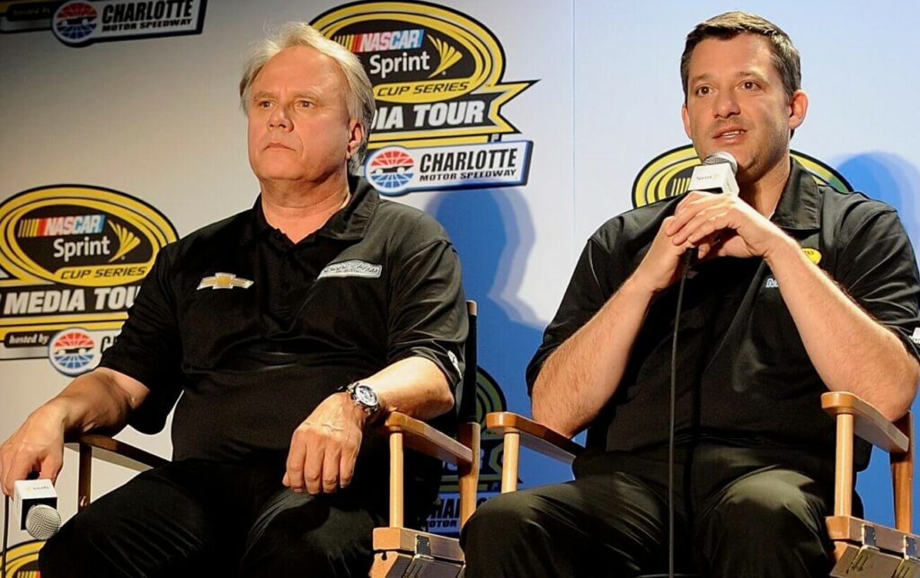 Kevin Harvick suspects dispute between Stewart-Haas Racing owners led to closure