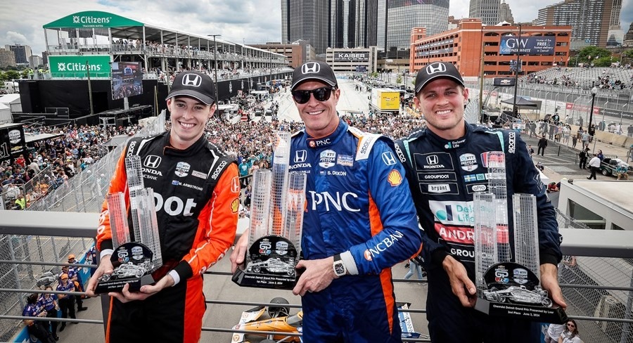 Scott Dixon wins chaotic IndyCar Detroit Grand Prix