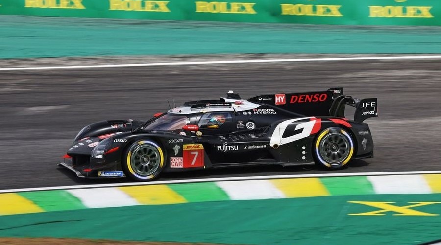Kobayashi secures pole as Toyota locks out front row for 6 Hours of Sao Paulo