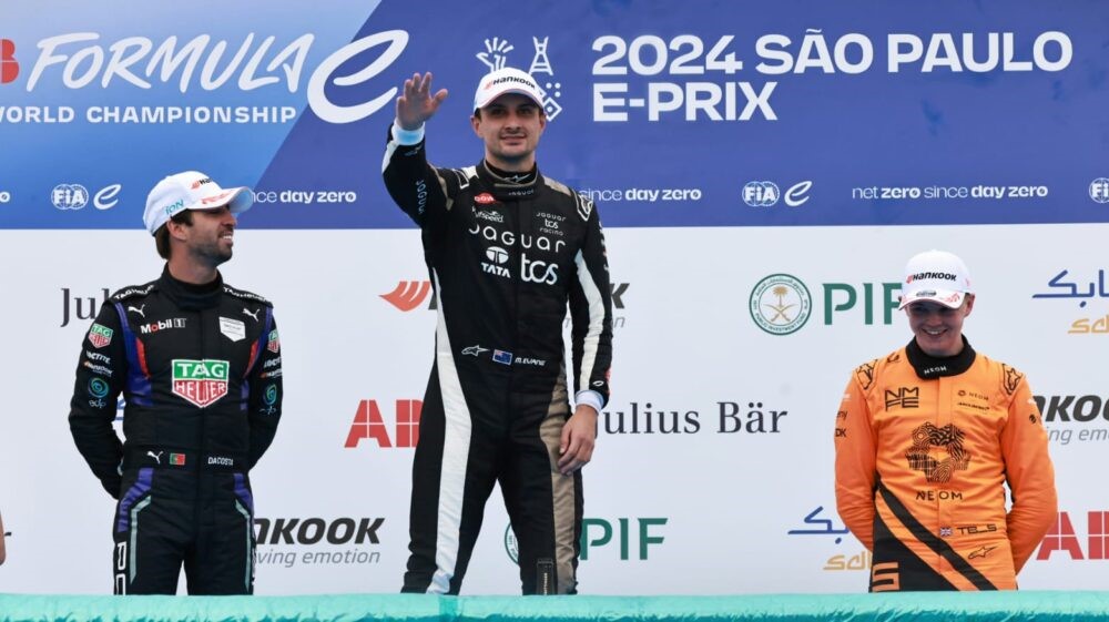 São Paulo E-Prix: Mitch Evans wins chaotic Formula E season opener as Wehrlein and Cassidy crash