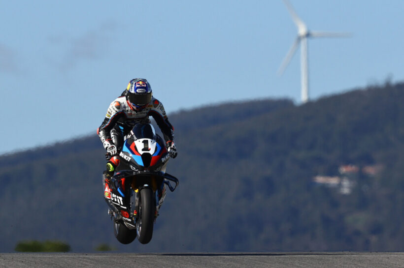Portuguese WorldSBK Superpole: Toprak Razgatlioglu breaks Portimao lap record