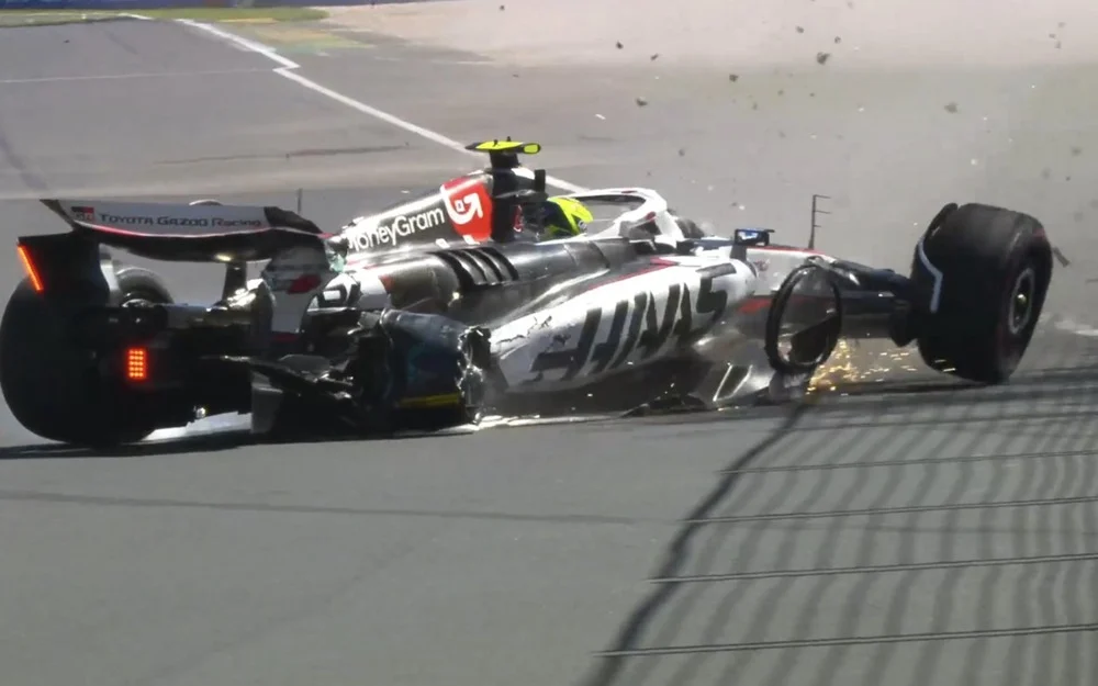 bearman crash Australian Grand Prix FP1