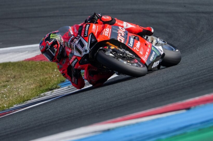 Dutch WorldSBK 2025 FP2 Assen Nicolo Bulega Axel Bassani