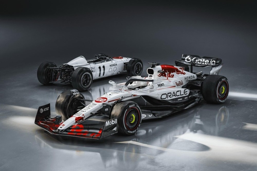Red Bull's white livery,Japanese Grand Prix,Red Bull Honda partnership,Honda RA272
