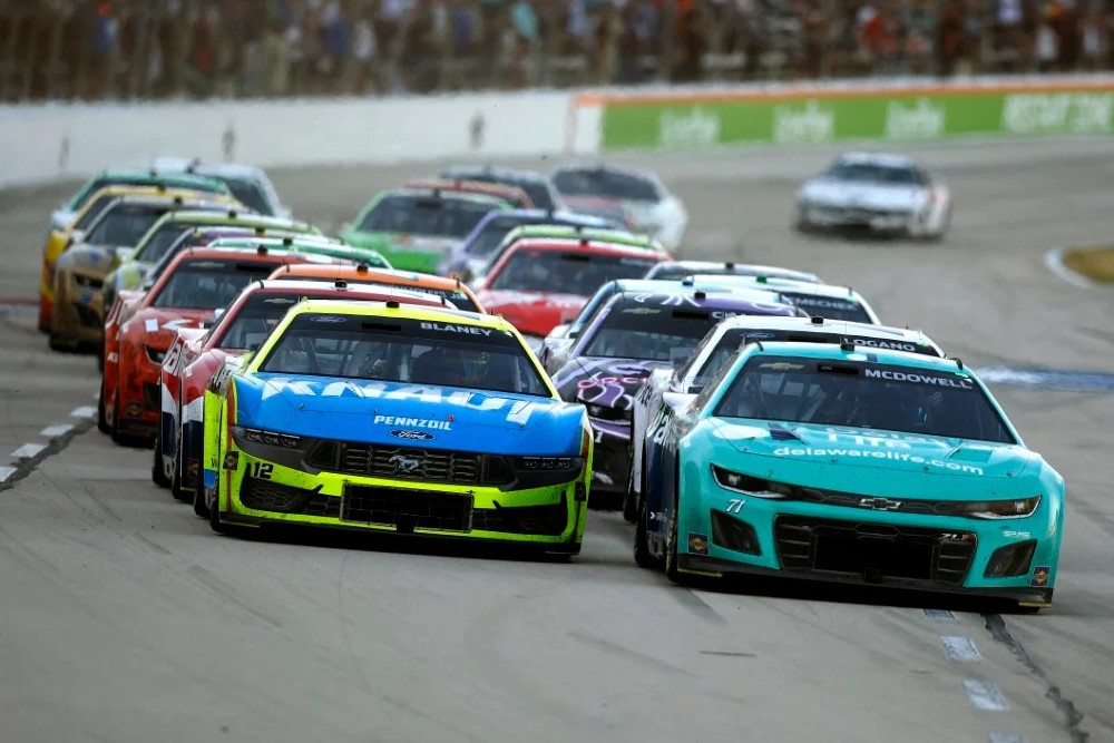Texas Cup Series race highlights: Joey Logano stuns the field in chaotic overtime to win Texas Cup Series race,Wurth 400,Joey Logano,Ross Chastain,Ryan Blaney