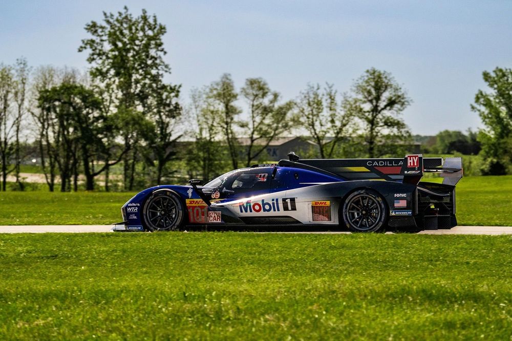 Cadillac WTR Mobil 1 livery unveiled ahead of Le Mans 24 Hours debut Cadillac WTR Mobil 1 livery,Le Mans 24 Hours,Wayne Taylor Racing,Cadillac V-Series.R