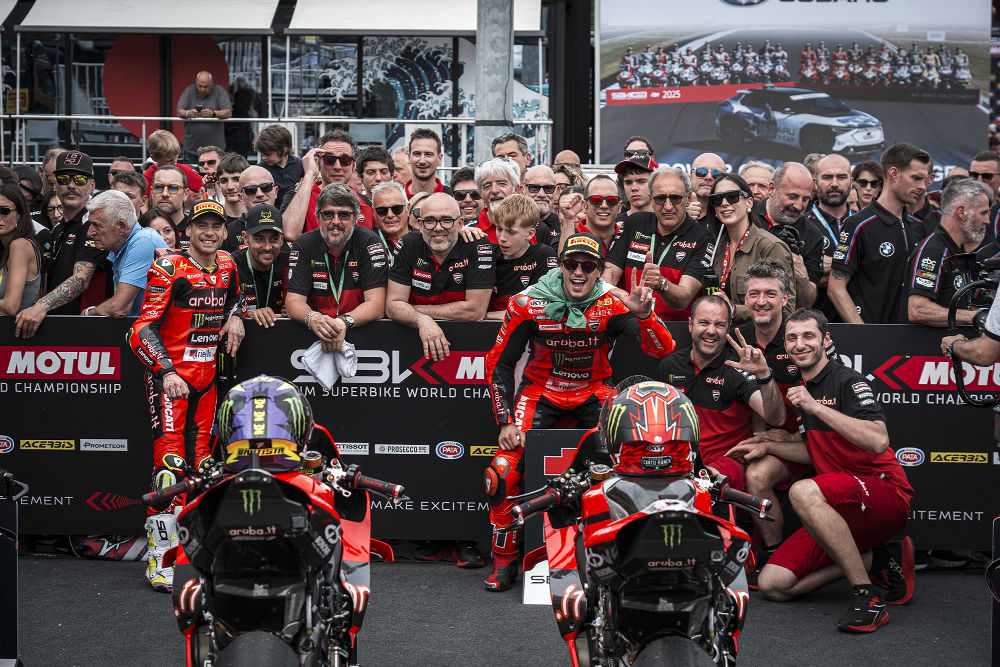 Italian WorldSBK 2025 Race 2 Results – Nicolo Bulega claims Cremona treble