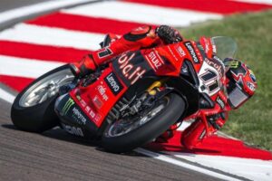 Nicolo Bulega Italian WorldSBK Superpole Cremona lap record