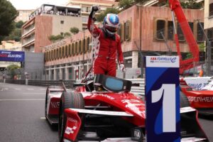 Oliver Rowland Monaco E-Prix Race 1 Nyck de Vries Jake Dennis