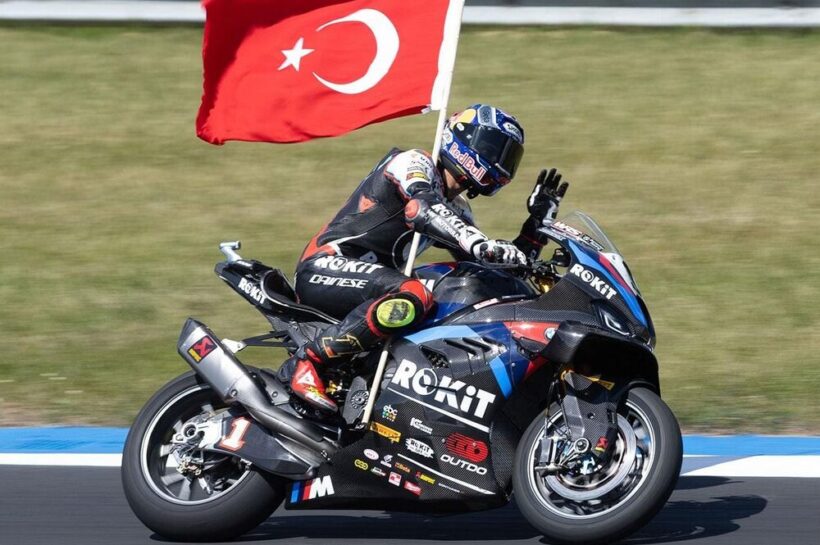 Czech WorldSBK Race 1 Autodrom Most Toprak Razgatlioglu Nicolo Bulega