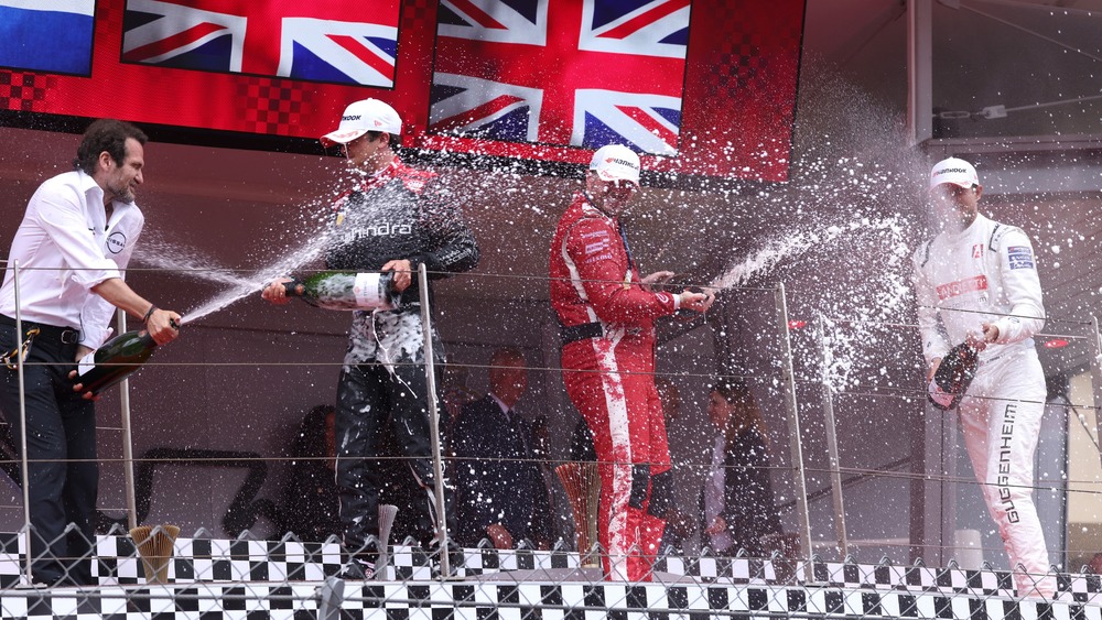 Oliver Rowland wins Monaco E-Prix Race 1 to extend championship lead Monaco E-Prix Race 1,Oliver Rowland,Nyck de Vries,Jake Dennis,full course yellow flag