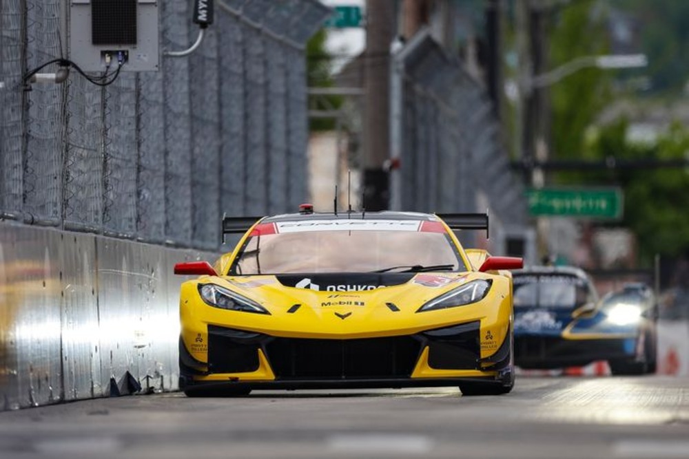 Jack Aitken tops IMSA Detroit opening practice for Cadillac IMSA Detroit opening practice,Jack Aitken,Action Express Racing Cadillac,Van der Zande,Meyer Shank Racing Acura
