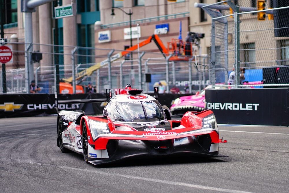 Van der Zande takes IMSA Detroit victory for Acura MSR