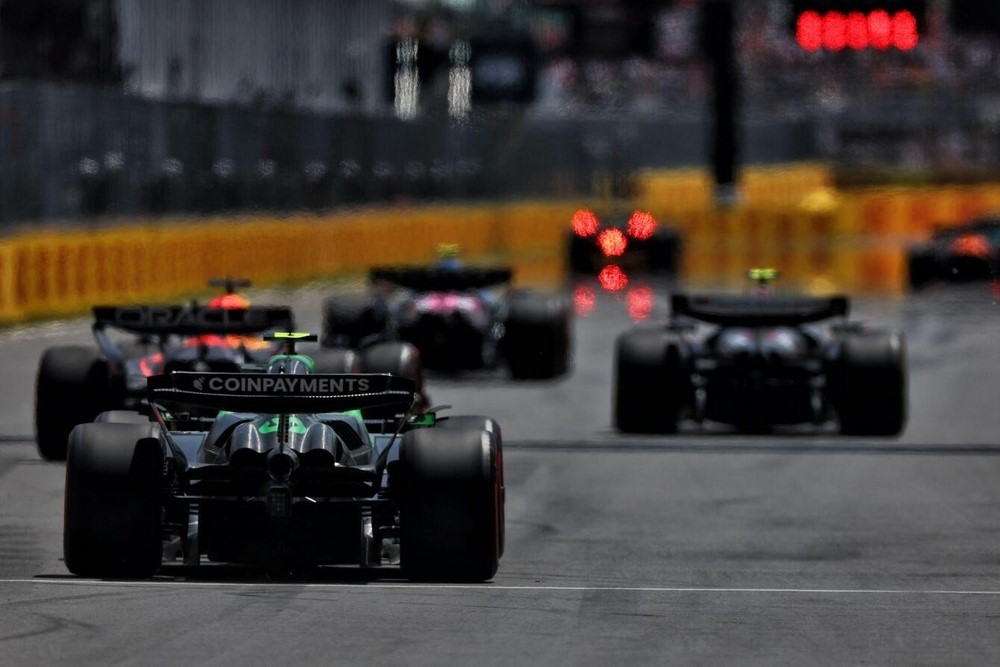 F1 Canadian Grand Prix 2025 starting grid penalty Isack Hadjar Yuki Tsunoda