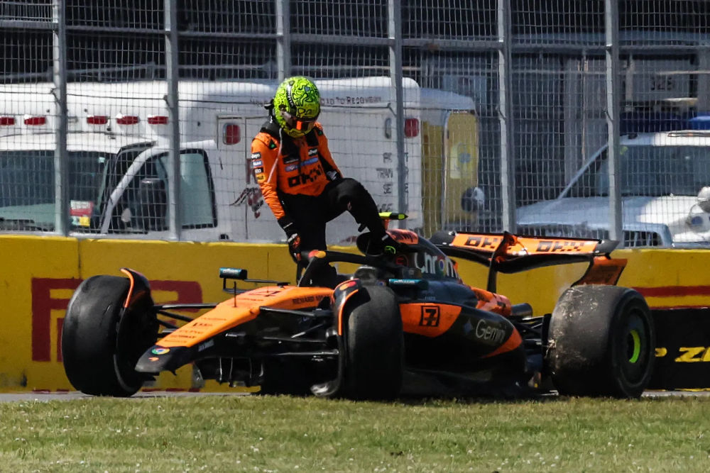 Dramatic McLaren collision during F1 Canadian GP forces Norris to retire as Piastri takes P4