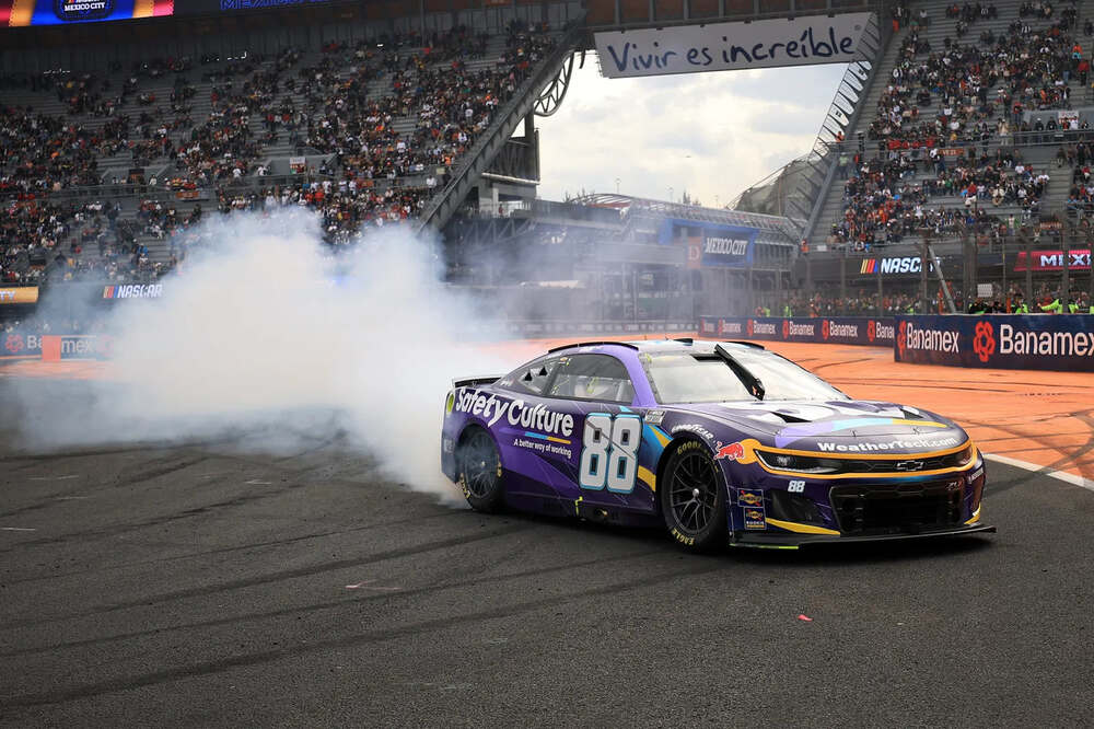 Viva Mexico 250,Shane van Gisbergen,NASCAR Cup Series Playoffs,2025 NASCAR Cup Series,Christopher Bell