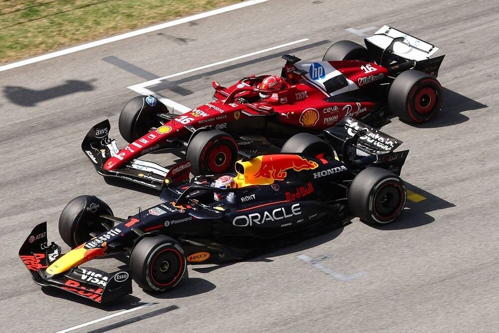Canadian GP FP1 Max Verstappen Leclerc crash Alex Albon Carlos Sainz